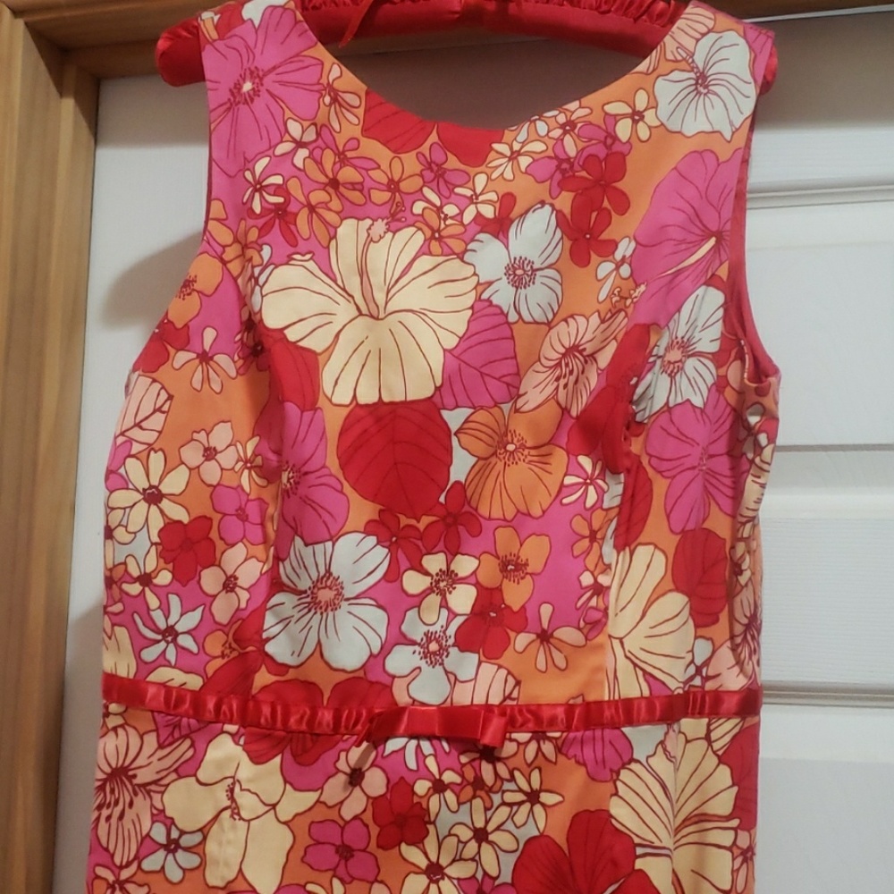 Beautiful Floral Dress, Size 16